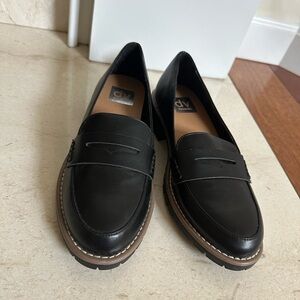 DV by Dolce Vita Black Leather Flats Classic Design